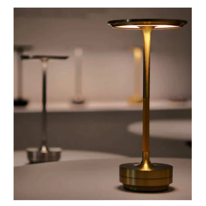 Lysende lampe-frisker opp rommet